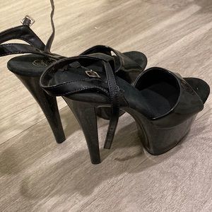 Platform heels